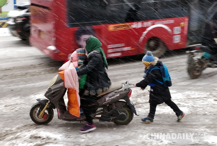 直擊我國多地迎來強(qiáng)降雪